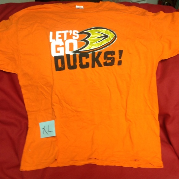 NHL Anaheim Ducks tshirt - Picture 1 of 2